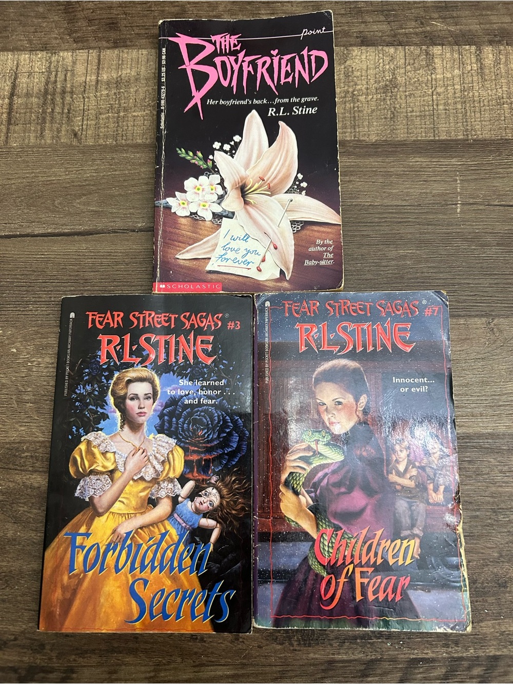 Vintage 90s RL Stine YA Horror Book Lot (3) - Fear Street Sagas & Point Horror